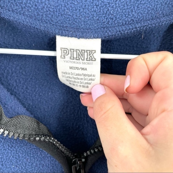 Victoria’s Secret PINK Blue Crop Sweatshirt - Picture 4 of 6